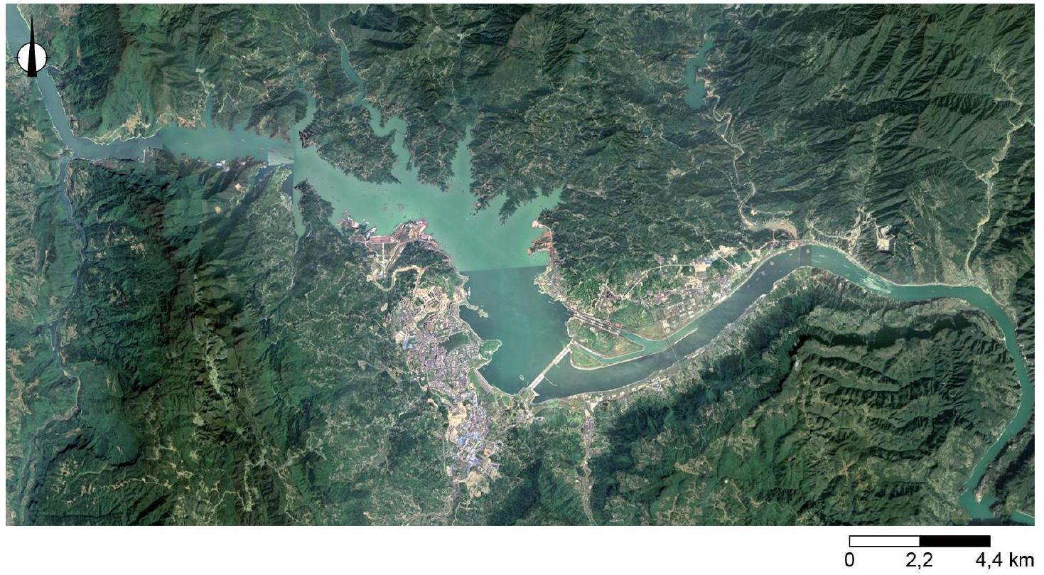 Satellietbeeld van de Drieklovendam